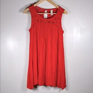 Allison Joy Stylish Women’s Boho Sleeveless Mini Dress Red Crochet Yoke Sz XS.